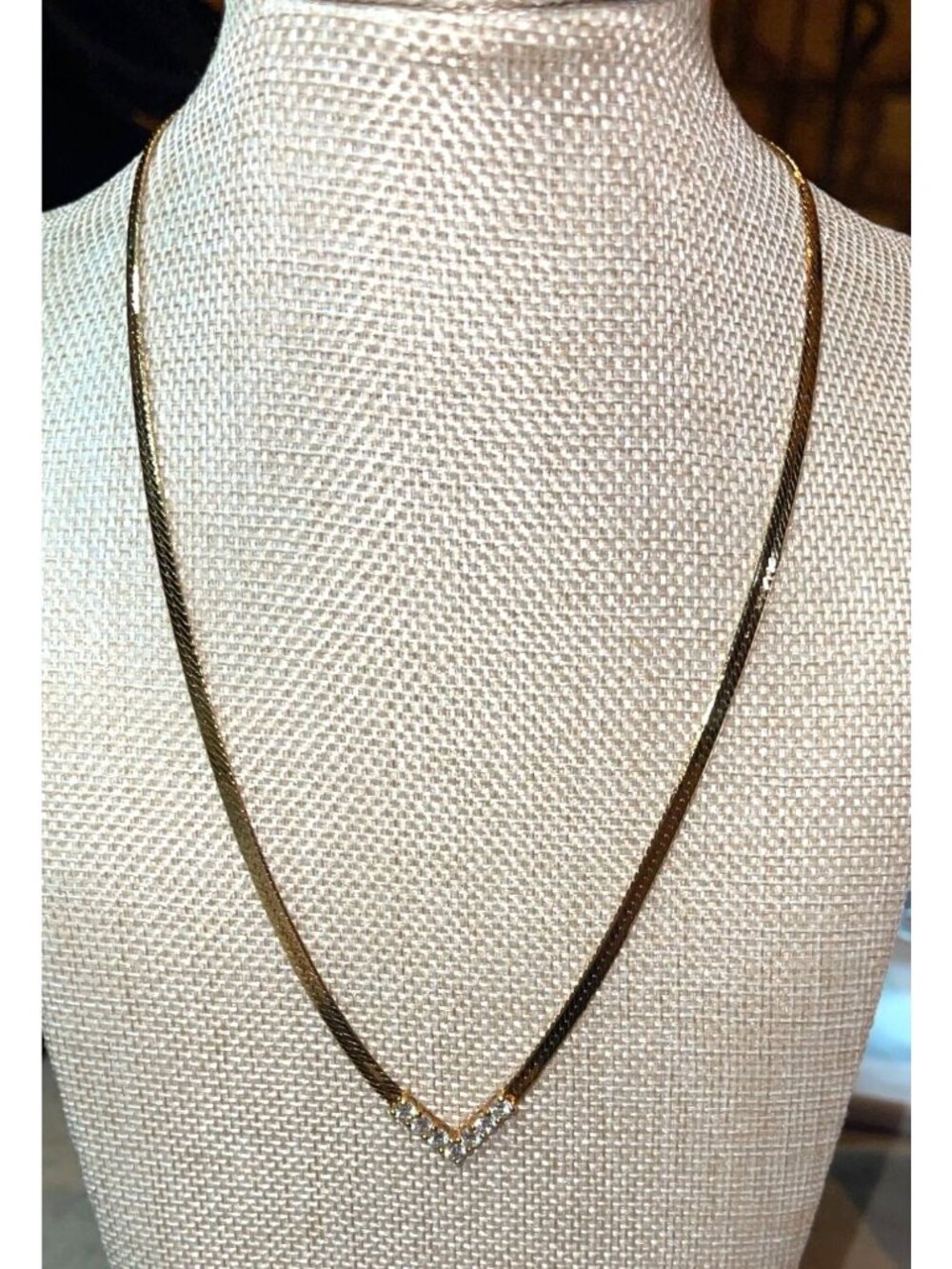 Vintage 70s Gold Herringbone V Rhinestone Necklace Korea